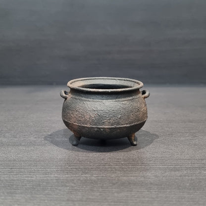 Cauldron with Handles - Aged