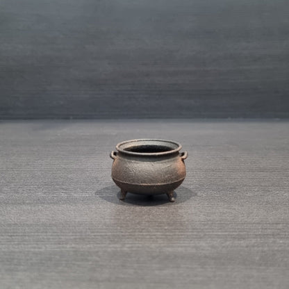 Cauldron with Handles - Aged